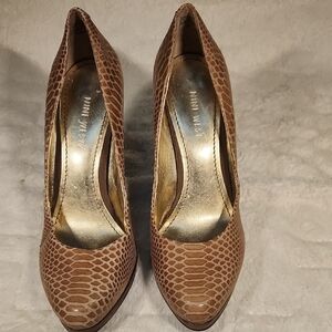Brown Textured Women's Shoes